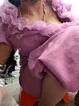 Snapshot of Archna-ji chatting on November 4, 6:12 am Archna-ji online show from November 4, 6:12 am