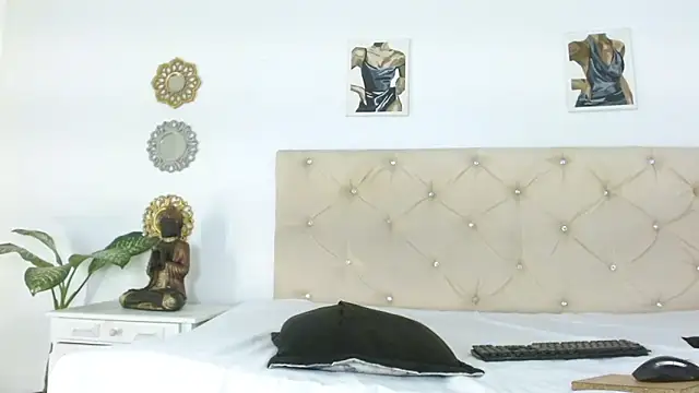 lilit kyteler online show from February 5, 7:53 pm