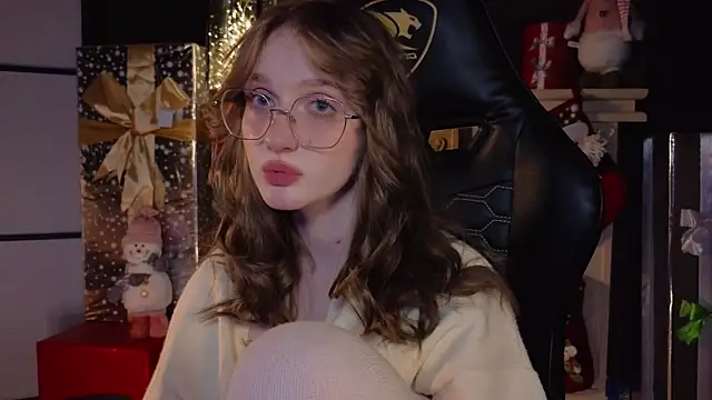 Snapshot of ELLIEJAY chatting on December 11, 11:21 pm ELLIEJAY online show from December 11, 11:21 pm