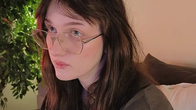 Snapshot of ELLIEJAY chatting on November 20, 5:18 am ELLIEJAY online show from November 20, 5:18 am