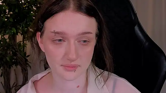 Snapshot of ELLIEJAY chatting on November 23, 5:18 am ELLIEJAY online show from November 23, 5:18 am