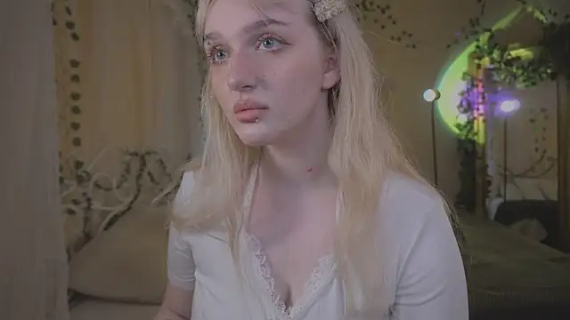 Snapshot of ELLIEJAY chatting on July 29, 5:38 am ELLIEJAY online show from July 29, 5:38 am