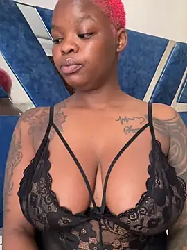 Snapshot of SexxyLunar chatting on July 16, 8:09 am SexxyLunar online show from July 16, 8:09 am