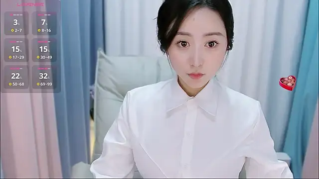 Snapshot of Liiniie-Lovers chatting on January 4, 12:05 am Liiniie-Lovers online show from January 4, 12:05 am