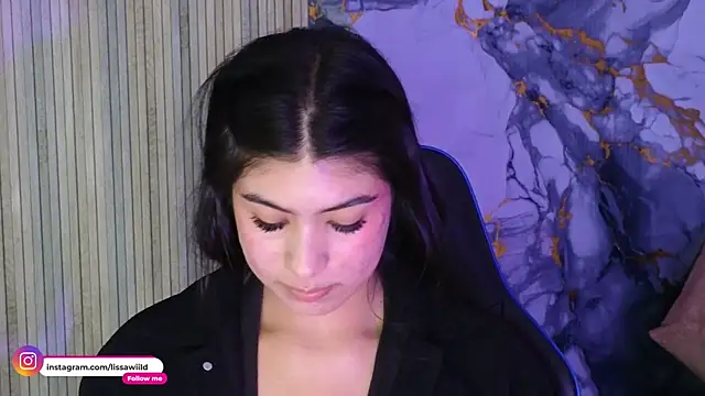 Snapshot of LissaWiild chatting on June 6, 2:11 pm LissaWiild online show from June 6, 2:11 pm