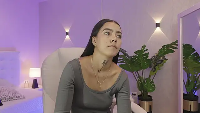 miagomezweb1 online show from November 27, 2:52 pm