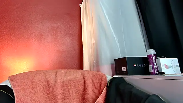 rosesdesiles online show from February 27, 9:14 pm