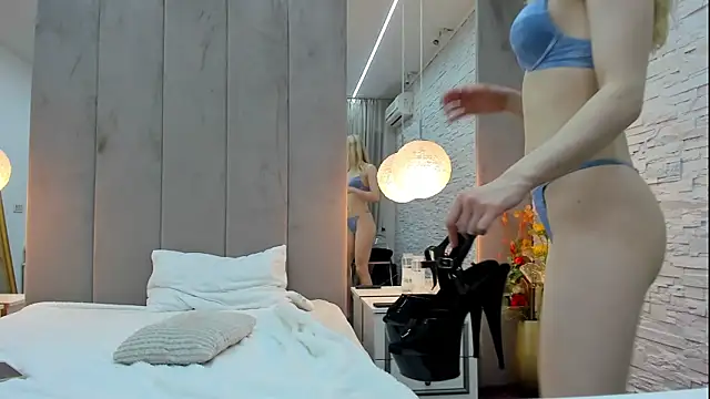 Yanna miana online show from January 11, 3:23 am