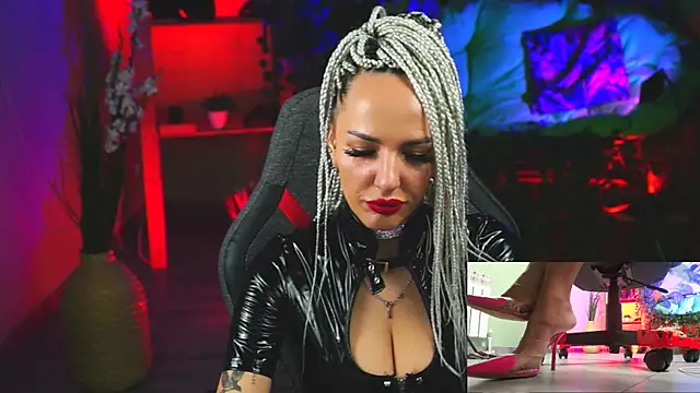 MonicaMaxwel online show from February 10, 3:10 pm