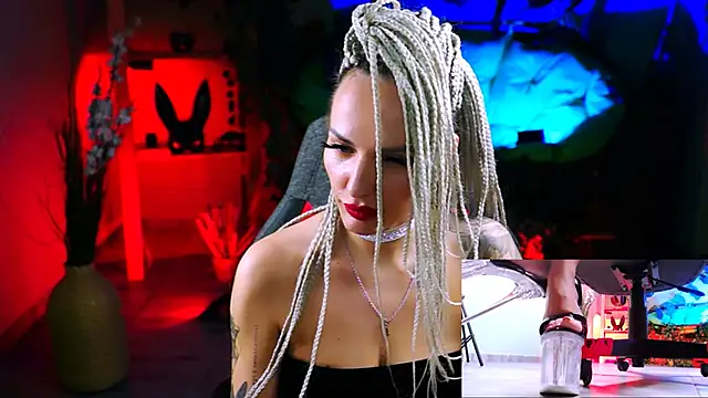 MonicaMaxwel online show from February 25, 2:44 pm