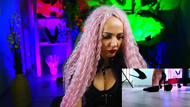 MonicaMaxwel online show from March 22, 2:47 pm