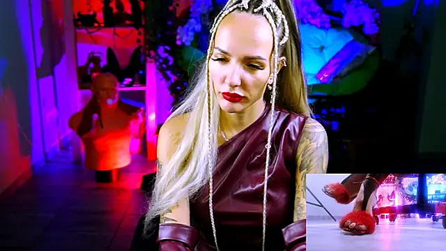 MonicaMaxwel online show from November 2, 11:01 am