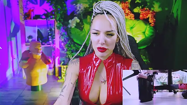 MonicaMaxwel online show from January 10, 10:50 am