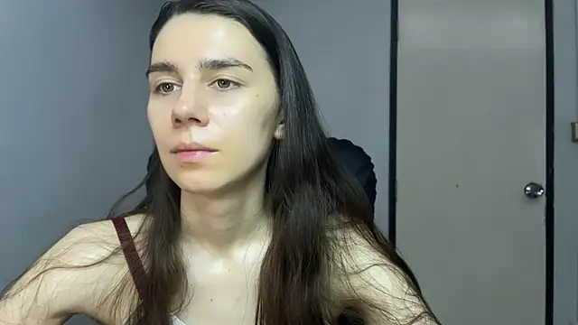 SassyJessi online show from April 25, 4:15 am
