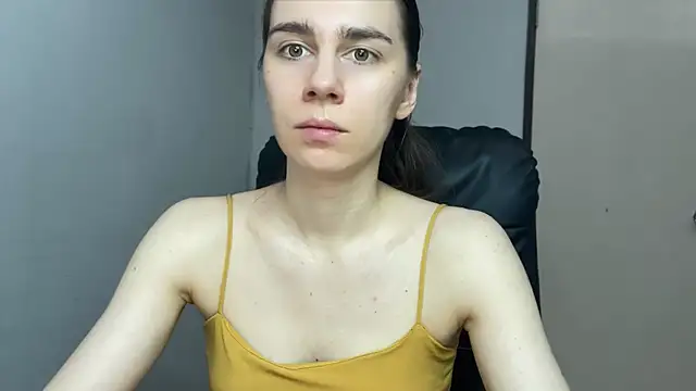 Snapshot of SassyJessi chatting on June 20, 4:15 am SassyJessi online show from June 20, 4:15 am