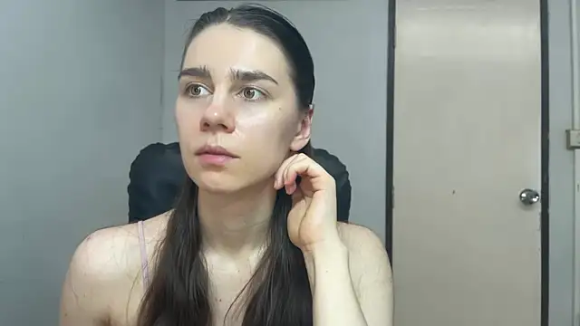 Snapshot of SassyJessi chatting on June 26, 4:17 am SassyJessi online show from June 26, 4:17 am