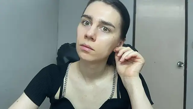 Snapshot of SassyJessi chatting on July 19, 4:16 am SassyJessi online show from July 19, 4:16 am
