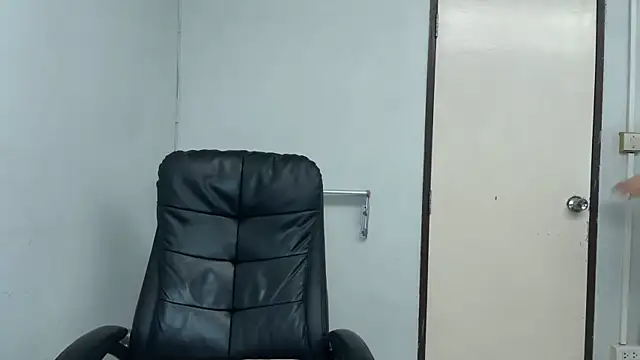 Snapshot of SassyJessi chatting on July 29, 4:10 am SassyJessi online show from July 29, 4:10 am