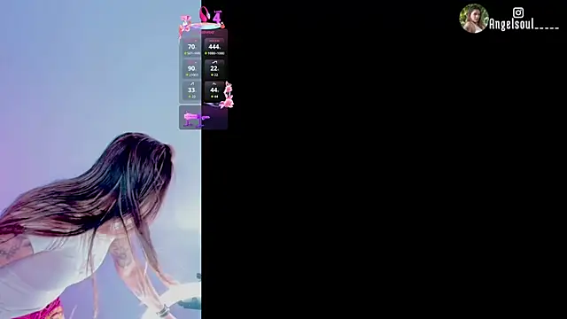 Snapshot of Angelst__ chatting on May 30, 1:35 am Angelst online show from May 30, 1:35 am