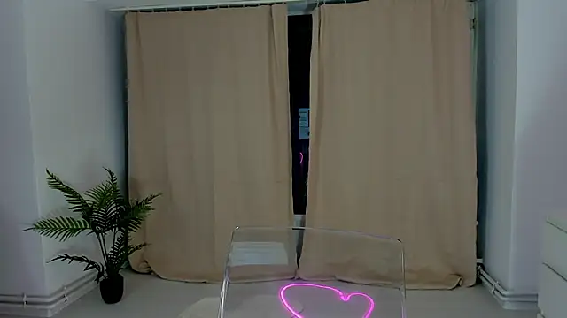 BabyAylin online show from October 3, 4:20 am