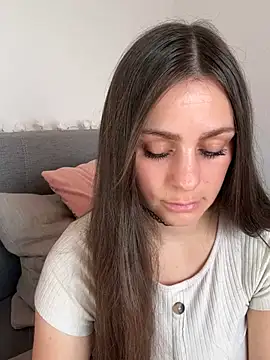 Loella-Rose online show from January 26, 10:55 am