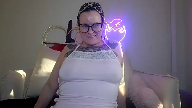 quinnmariexo online show from January 15, 9:07 pm