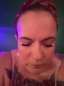 quinnmariexo online show from June 30, 7:37 pm