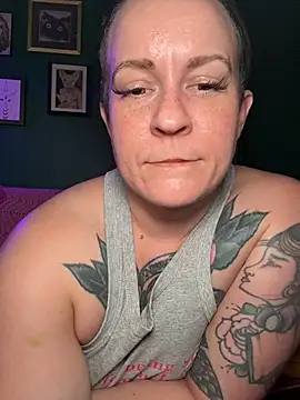 quinnmariexo online show from July 13, 4:26 am
