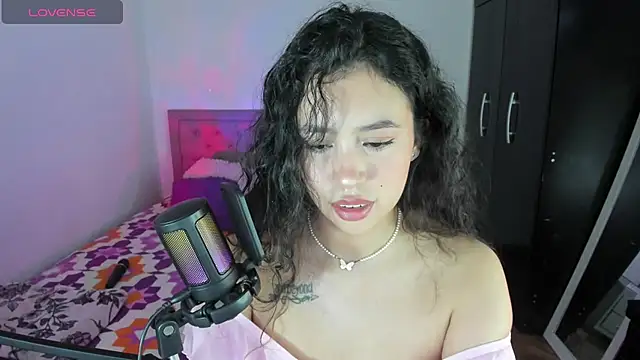 Snapshot of youpinkgirl_ chatting on November 5, 9:48 pm youpinkgirl online show from November 5, 9:48 pm