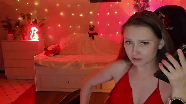 desperatehousewife   online show from January 20, 3:50 pm