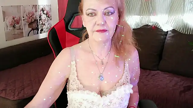 Snapshot of Liset_Monro chatting on July 1, 6:15 am Liset Monro online show from July 1, 6:15 am