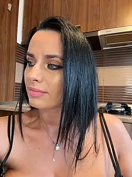 Hotmomcheckk  online show from November 6, 10:16 am