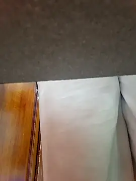 Sophie-hatter online show from April 28, 3:28 pm