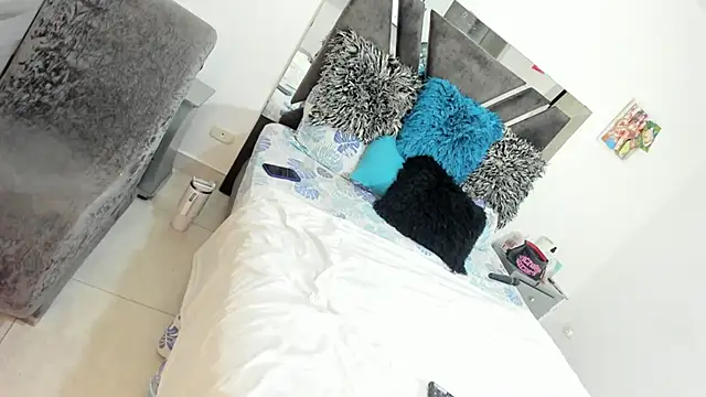 Snapshot of alizehorny chatting on February 14, 1:34 am alizehorny online show from February 14, 1:34 am