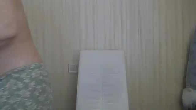 Snapshot of EverlastBlum chatting on May 20, 4:40 am EverlastBlum online show from May 20, 4:40 am