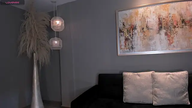 MollySundersX online show from February 5, 8:25 pm