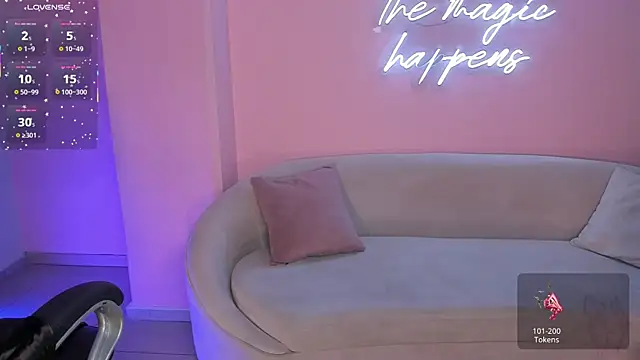 Snapshot of MollySundersX chatting on July 19, 5:38 pm MollySundersX online show from July 19, 5:38 pm