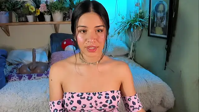 Snapshot of MiaaRose chatting on November 22, 4:06 pm MiaaRose online show from November 22, 4:06 pm