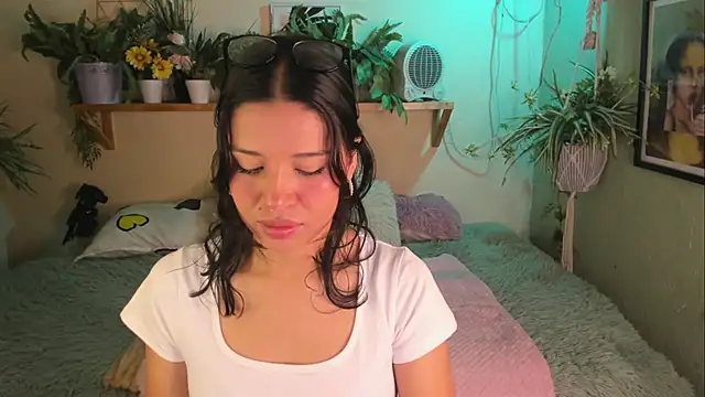 Snapshot of MiaaRose chatting on June 27, 4:56 pm MiaaRose online show from June 27, 4:56 pm