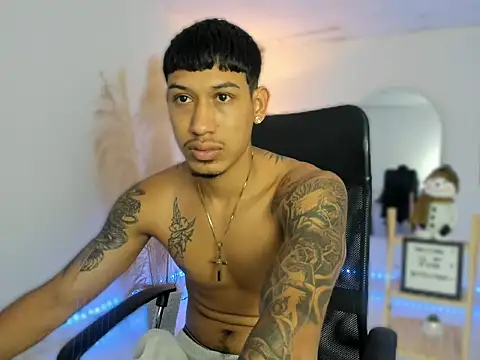 slim master12 online show from December 3, 11:25 pm