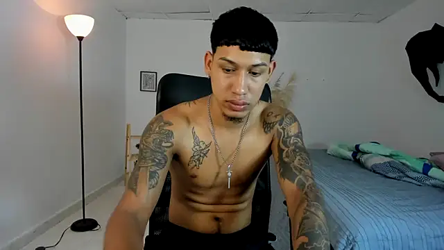 slim master12 online show from March 12, 11:22 pm