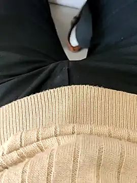 Cool74cock online show from January 1, 8:13 am