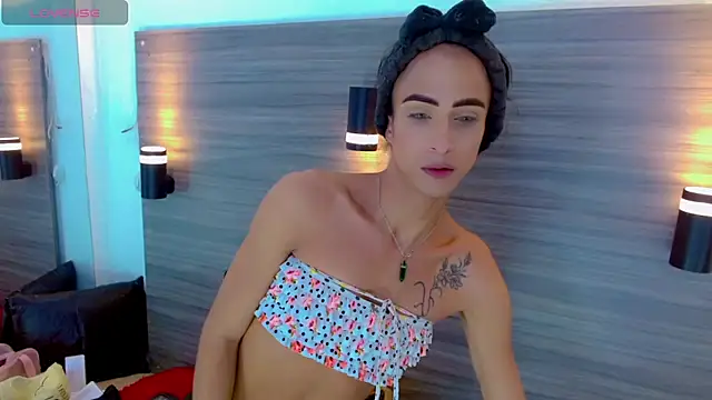 PriscilaRainbow online show from July 18, 8:23 pm