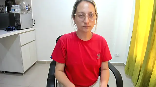 Adele johnsonn1 online show from December 27, 6:20 pm