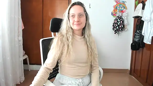 Adele johnsonn1 online show from October 20, 3:56 pm