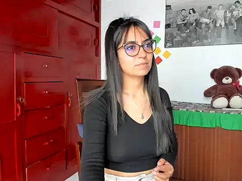 Isabellaa22 1 online show from December 10, 4:38 pm