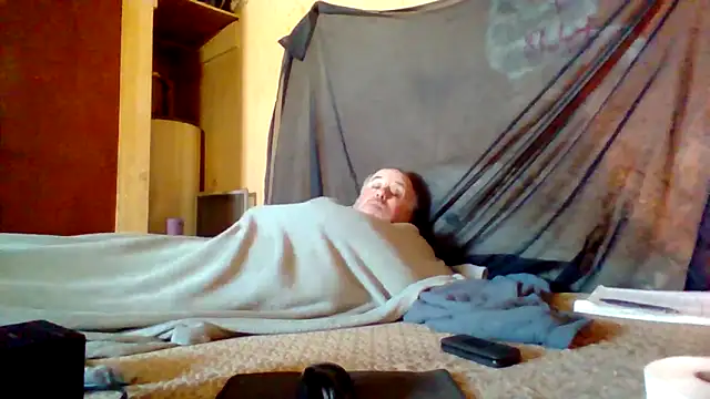 Nightshade7712 online show from February 8, 3:37 pm