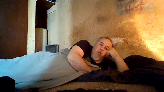 Nightshade7712 online show from February 27, 6:08 pm