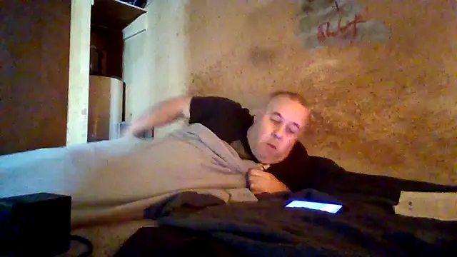 Nightshade7712 online show from March 17, 7:39 pm