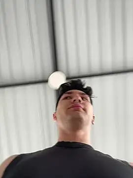 Valerio James7 online show from February 14, 9:21 pm